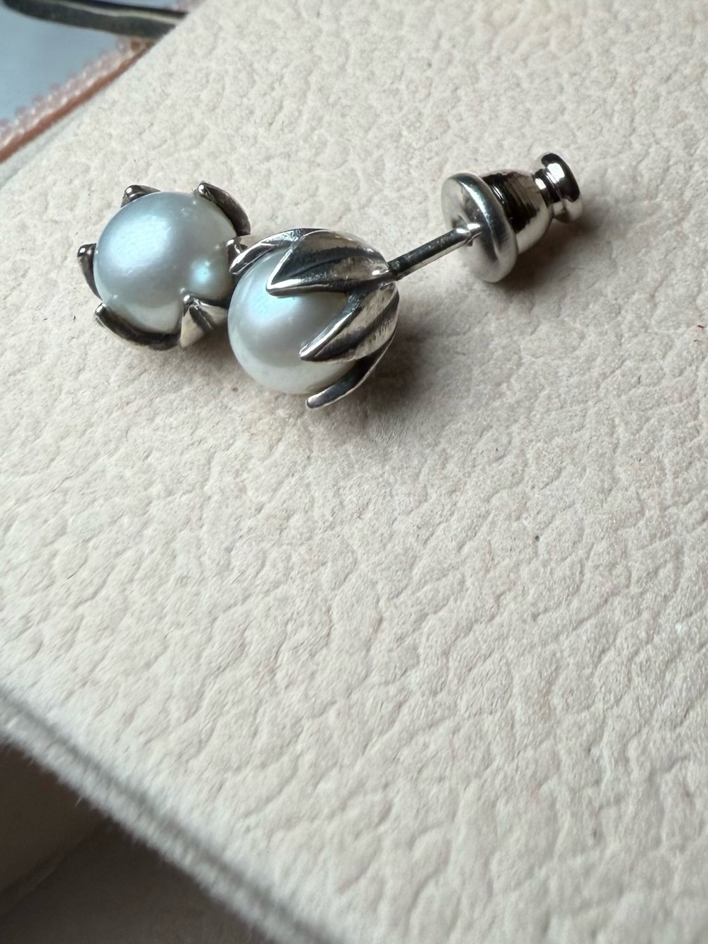 James Avery Retired  Pearl and Sterling Crown Stud Earrings